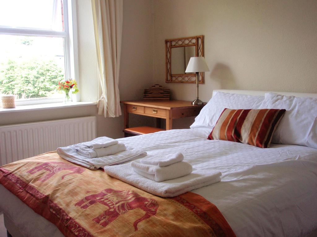 Bed and Breakfast Weston House à Bampton  Chambre photo